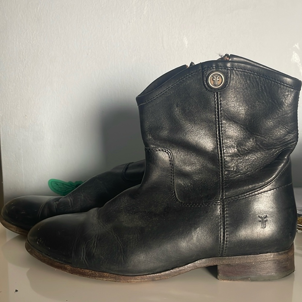 Fyre Black Boots